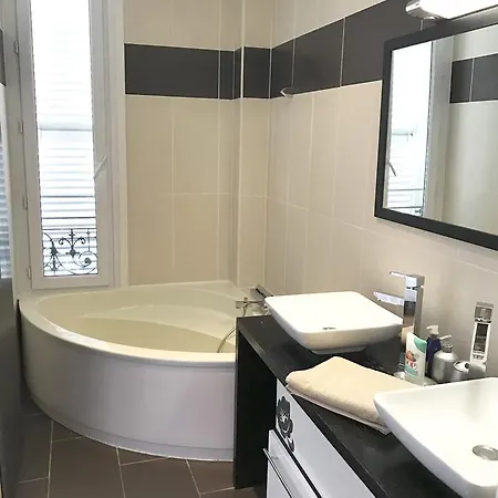 Festival Apartment *