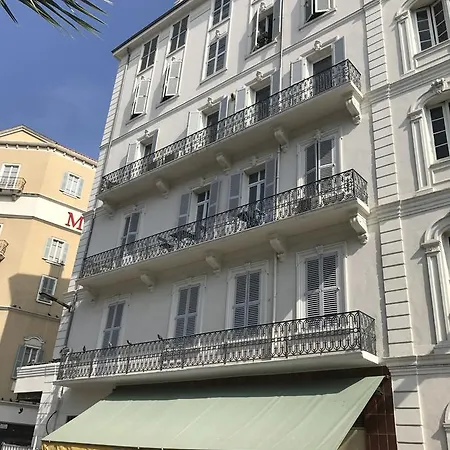 Festival Apartment *